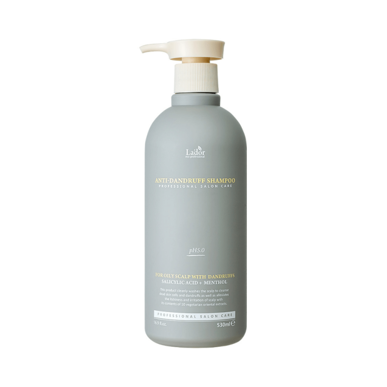 Kosmetics CR El Champú Anticaspa / Anti-Dandruff Shampoo de Lador ayuda a eliminar la caspa, limpian profundamente y refrescan el cuero cabelludo, aliviando la picazón y la irritación.